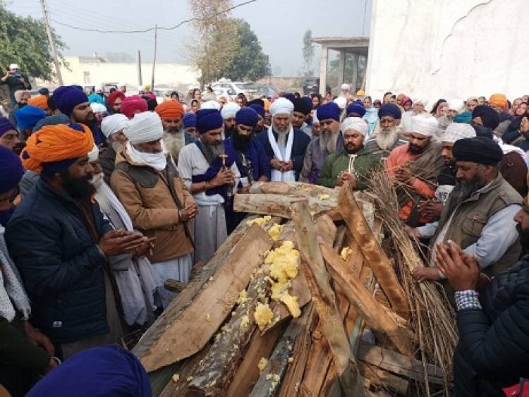 ਡੇਰਾ ਸ੍ਰੀ ਕਰਤਾਰਪੁਰ ਸਾਹਿਬ ਦੇ ਸੇਵਾਦਾਰ ਬਾਬਾ ਕੁੰਦਨ ਸਿੰਘ ਰਿਖੀ ਸੱਚਖੰਡ ਪਿਆਨਾ ਕਰ ਗਏ।